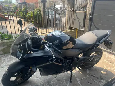 Honda CBR 600 F (2011 - 13) usata