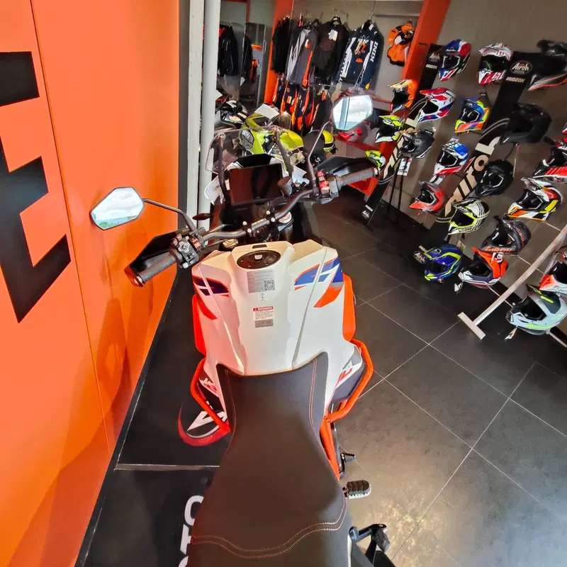 KTM 1290 Super Adventure R (2022 - 25) (3)