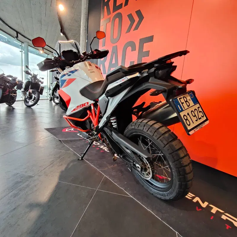 KTM 1290 Super Adventure R (2022 - 25) (10)