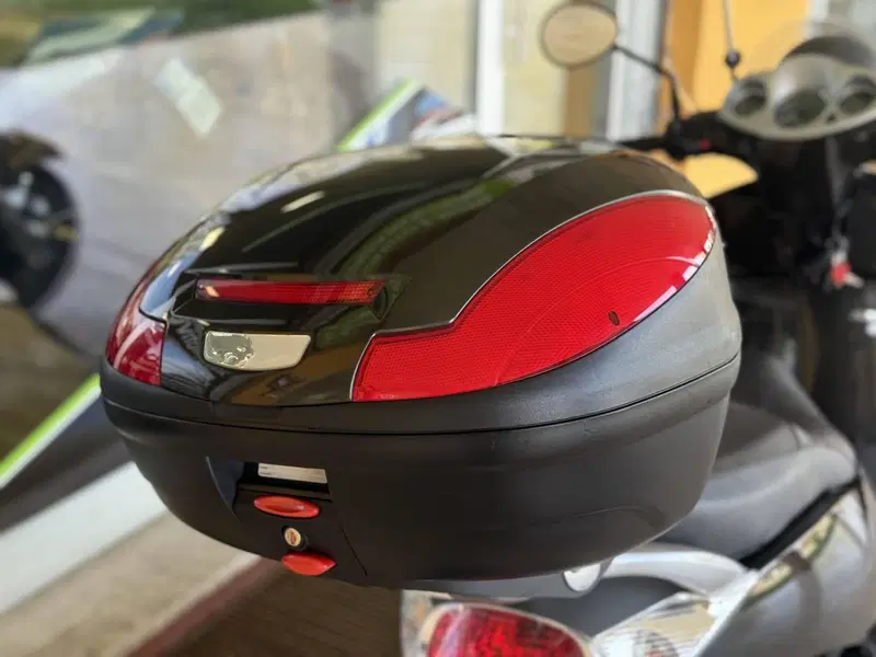 Aprilia Scarabeo 500 (2007 - 12) (10)