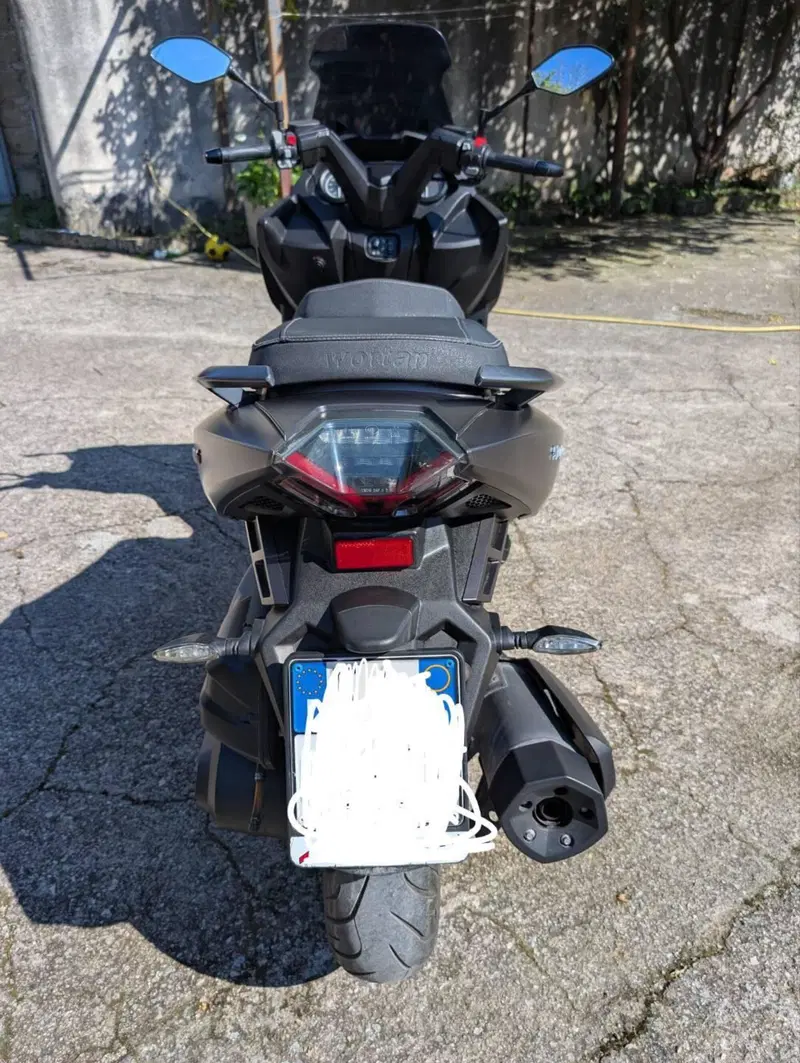 Wottan Motor ST-S 300 (2025) (4)