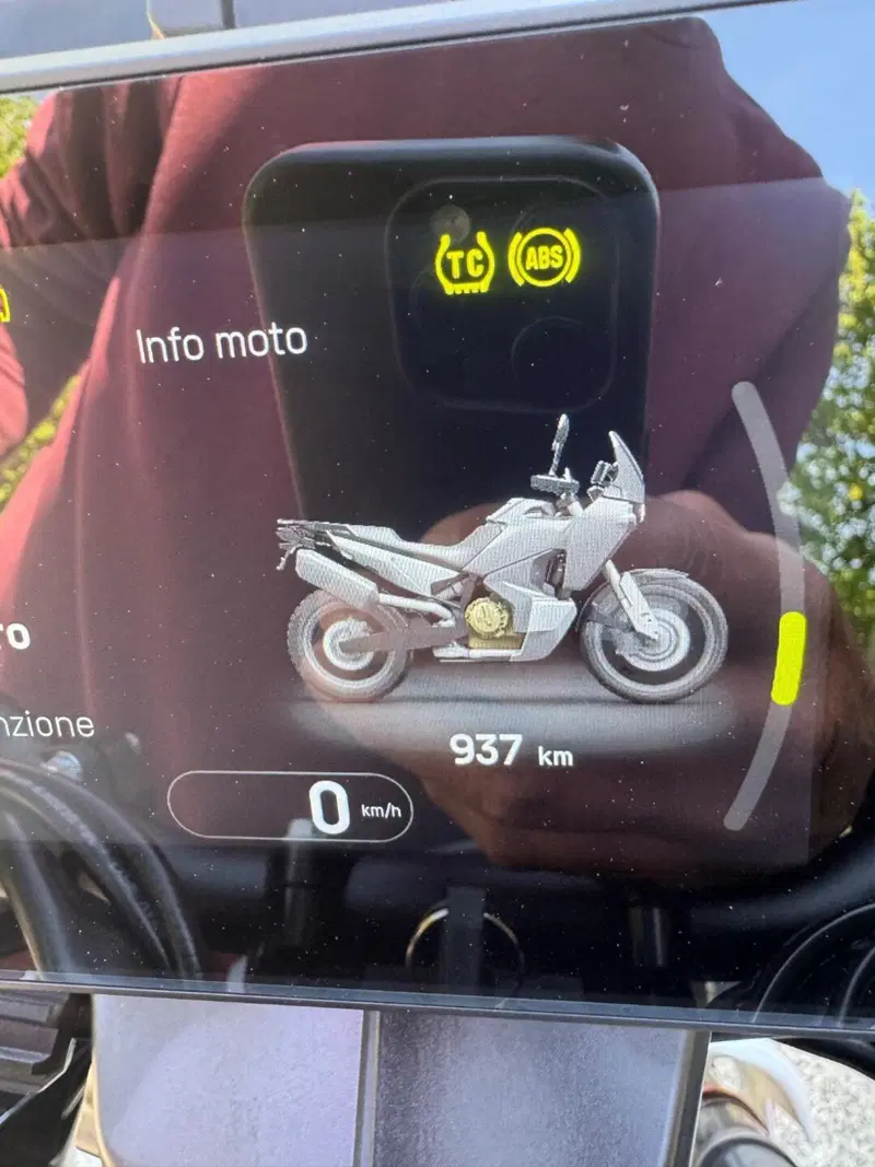 Husqvarna Norden 901 (2022 - 26) (7)