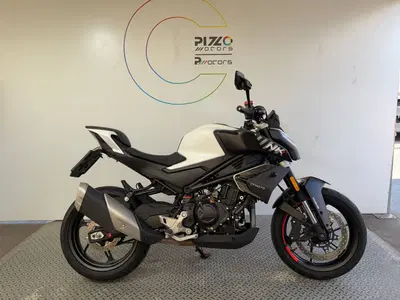 CFMOTO 450NK (2023 - 26) usata