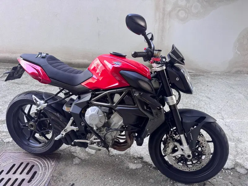 MV Agusta Brutale 675 EAS ABS (2011 - 16) (3)