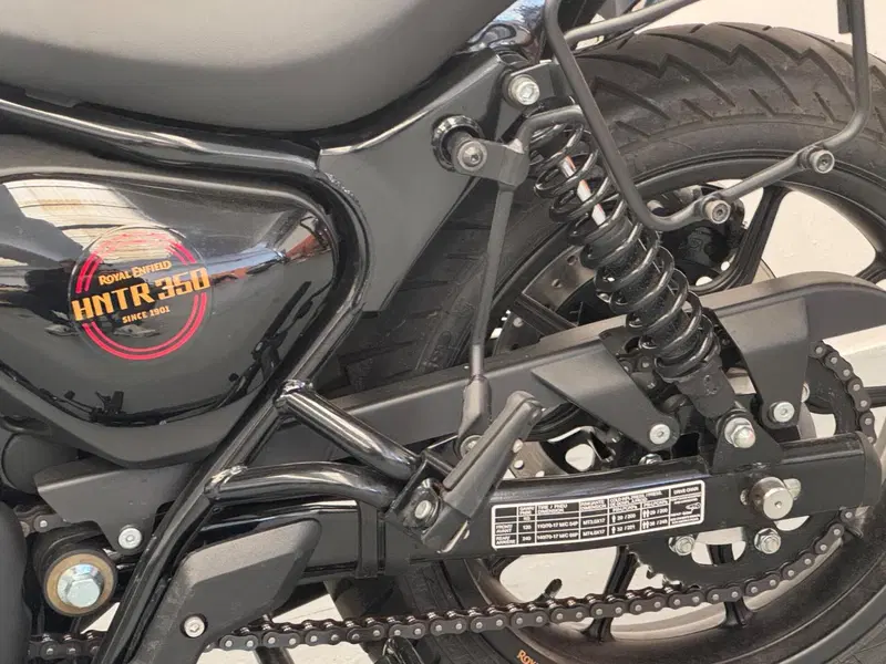 Royal Enfield HNTR 350 (2022 - 26) (6)