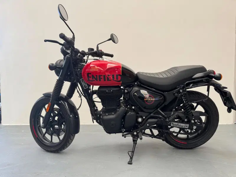 Royal Enfield HNTR 350 (2022 - 26) (10)