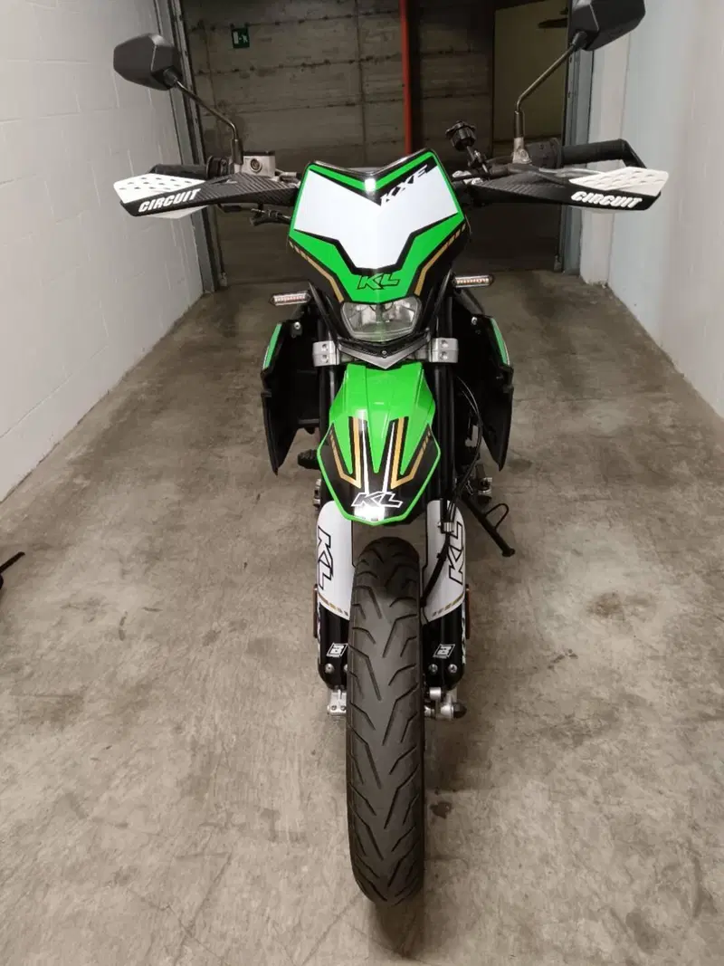 Kl KXE 125 Motard (2022 - 24) (6)