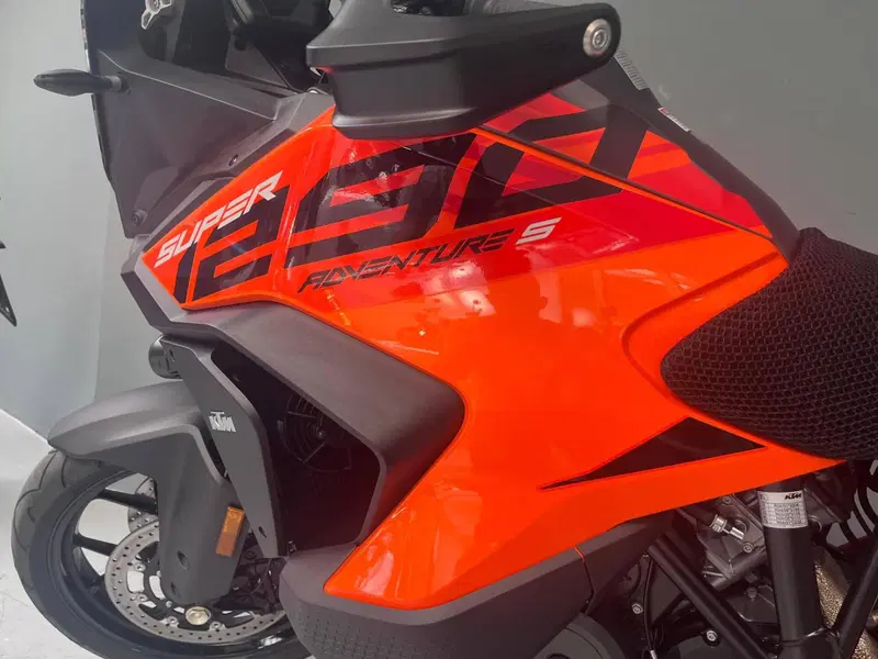KTM 1290 Super Adventure S (2022 - 25) (3)