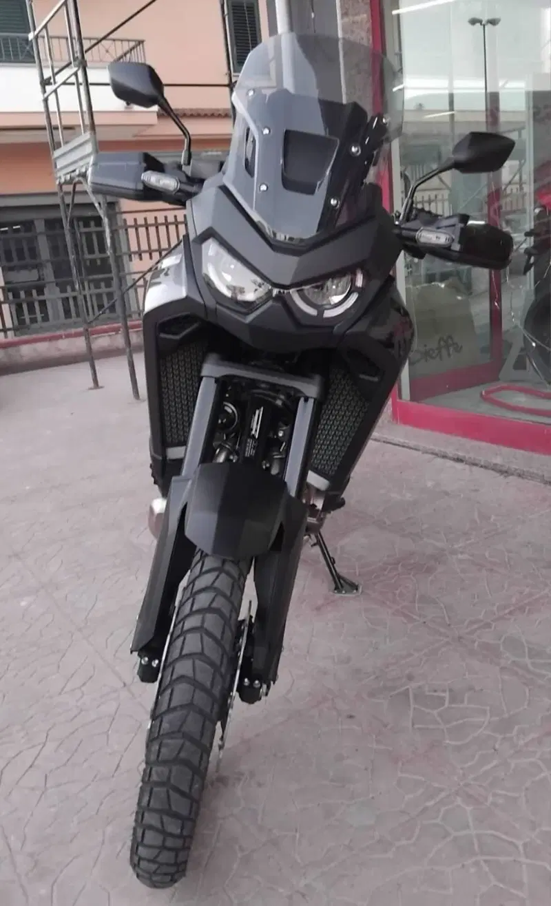 Honda Africa Twin CRF 1100L (2024 - 26) (3)