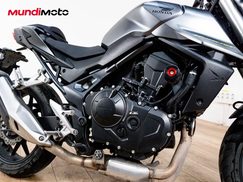 Honda CB 750 Hornet (2025) (5)