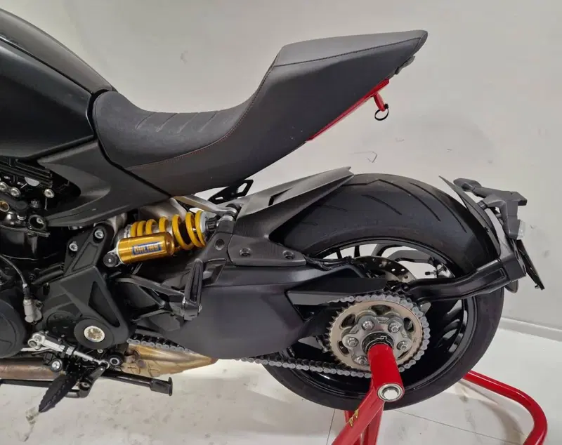 Ducati Diavel 1260 S (2021 - 22) (6)