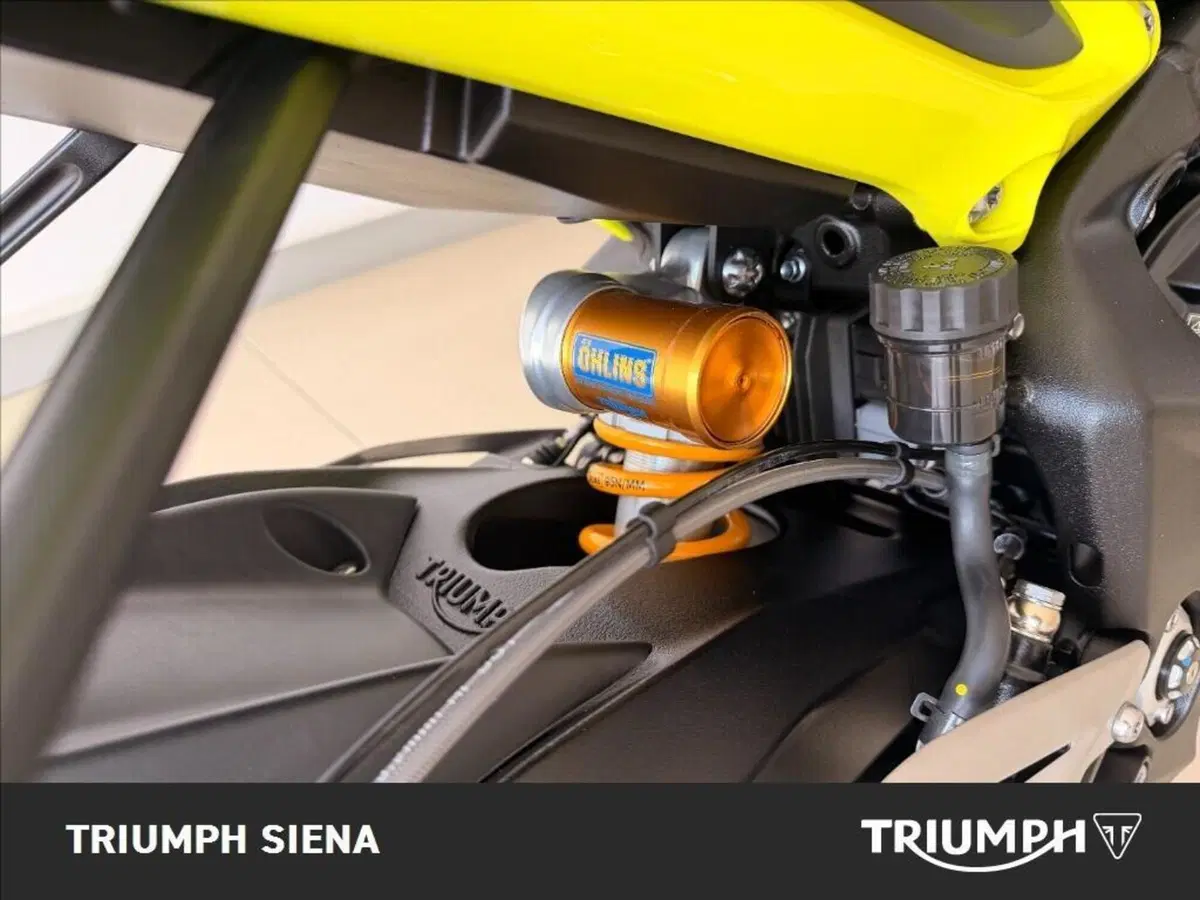 Triumph Street Triple 765 Moto2 (2026) (9)