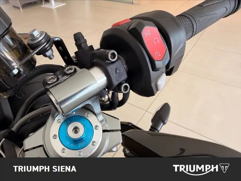 Triumph Street Triple 765 Moto2 (2026) (14)