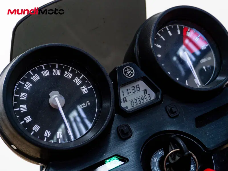 Yamaha XJR 1300 60th Anniversary (2015 - 16) (12)