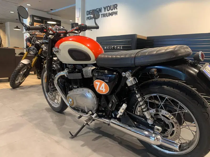 Triumph Bonneville T100 (2017 - 20) (4)