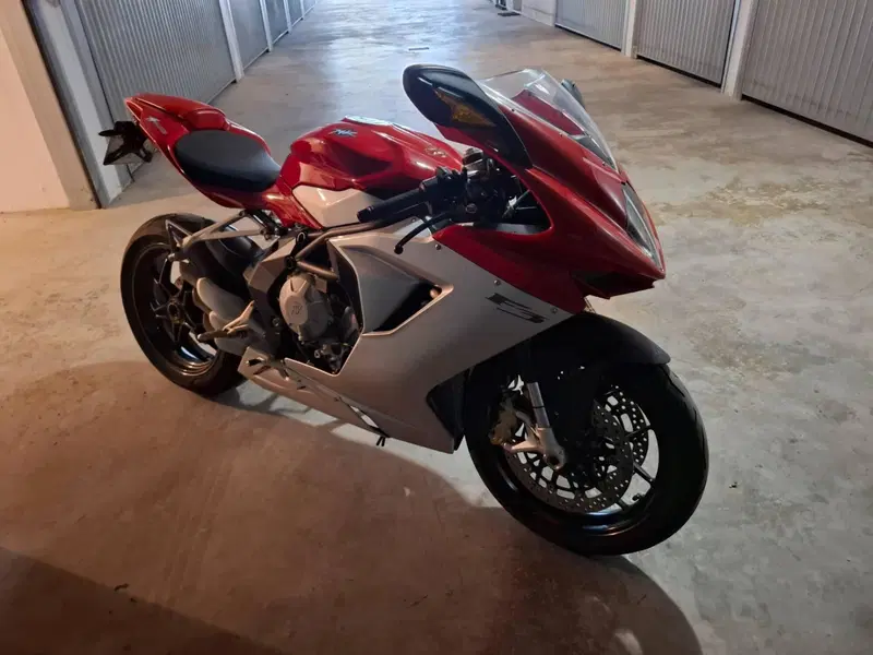 MV Agusta F3 675 EAS ABS (2011 - 17) (3)