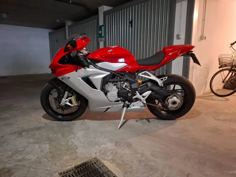 MV Agusta F3 675 EAS ABS (2011 - 17) (6)