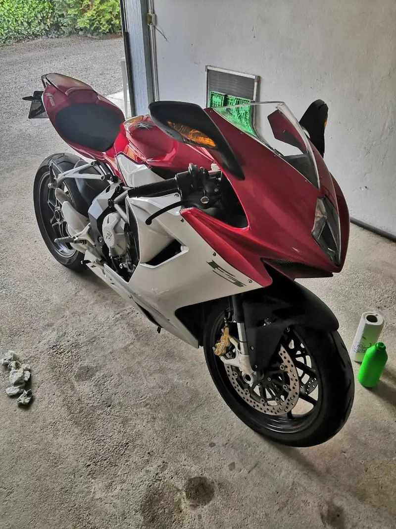 MV Agusta F3 675 EAS ABS (2011 - 17) (9)