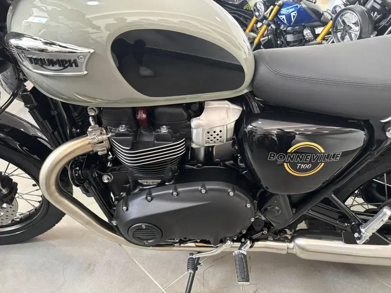 Triumph Bonneville T100 (2026) (6)