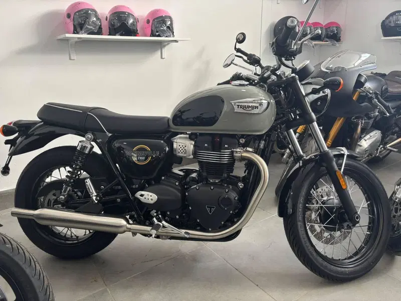 Triumph Bonneville T100 (2026)