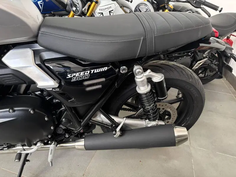 Triumph Speed Twin 900 (2025 - 26) (7)