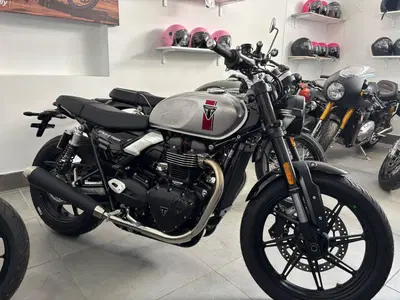 Triumph Speed Twin 900 (2025 - 26) nuova