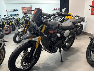Triumph Scrambler 400 XC (2025 - 26) nuova