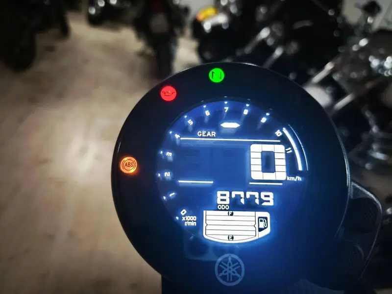 Yamaha XSR 700 XTribute (2022 - 24) (5)