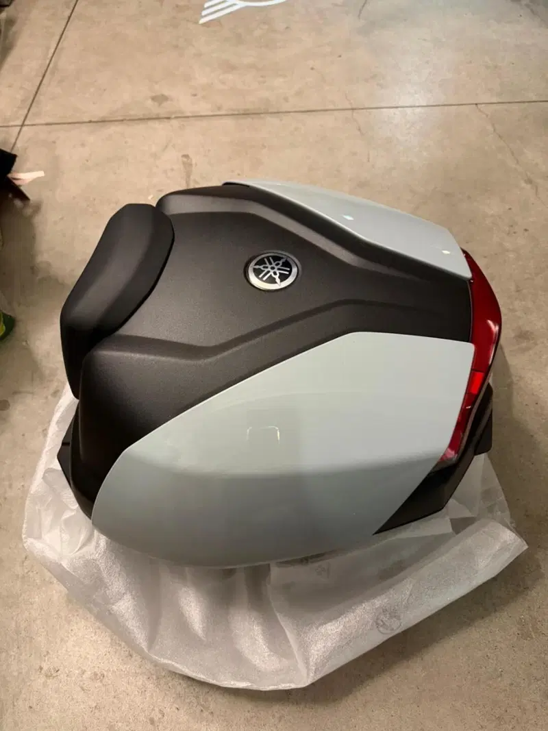 Bauletto Yamaha originale nuovo (3)