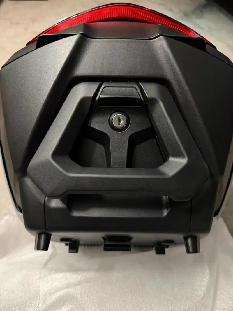 Bauletto Yamaha originale nuovo (4)