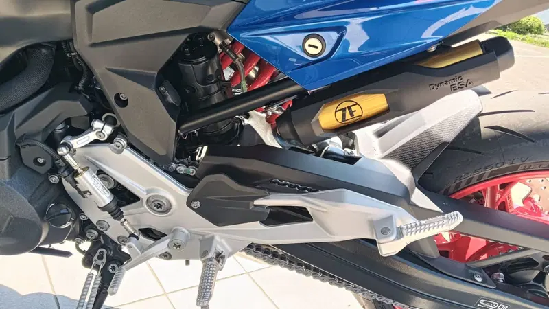 Bmw F 900 R (2025 - 26) (13)