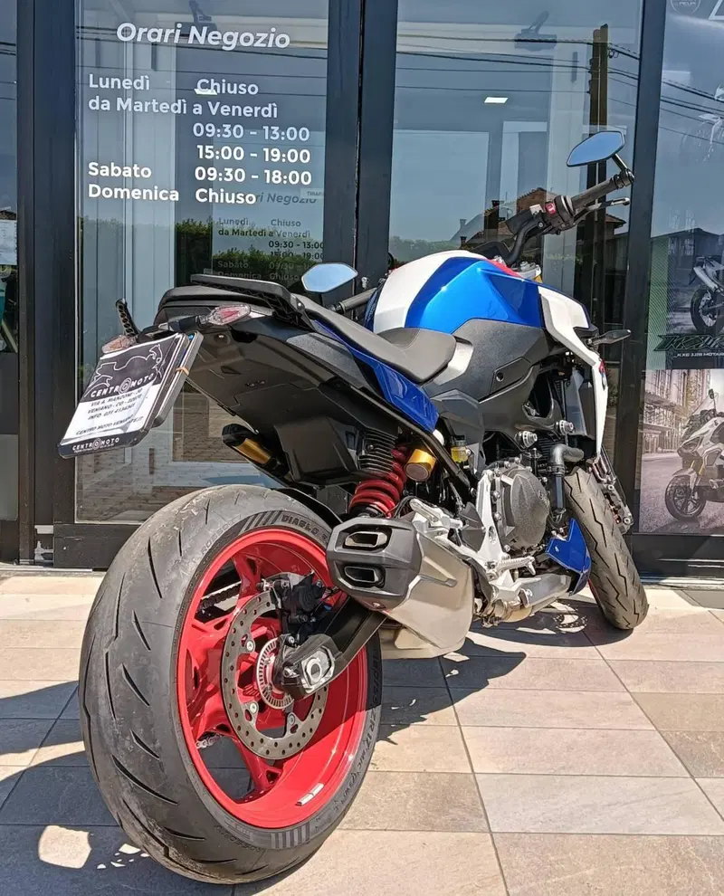Bmw F 900 R (2025 - 26) (6)