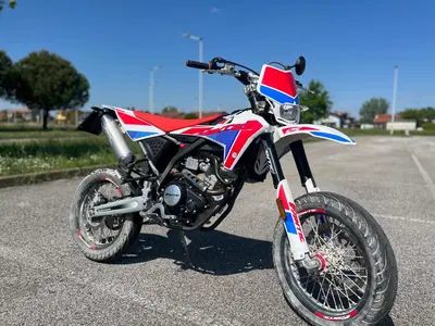 Fantic Motor Motard 125 Performance 4t (2020) usata