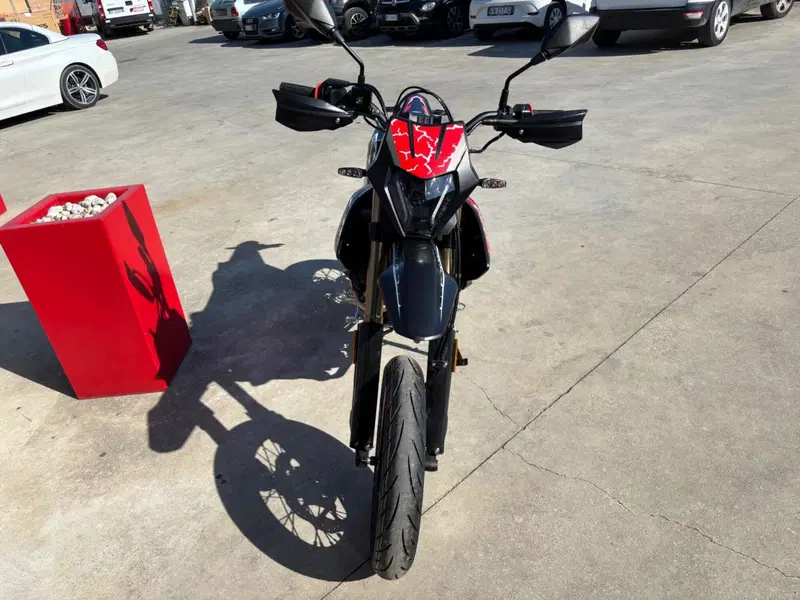 QJ Motor COV 125 (2025 - 26) (3)