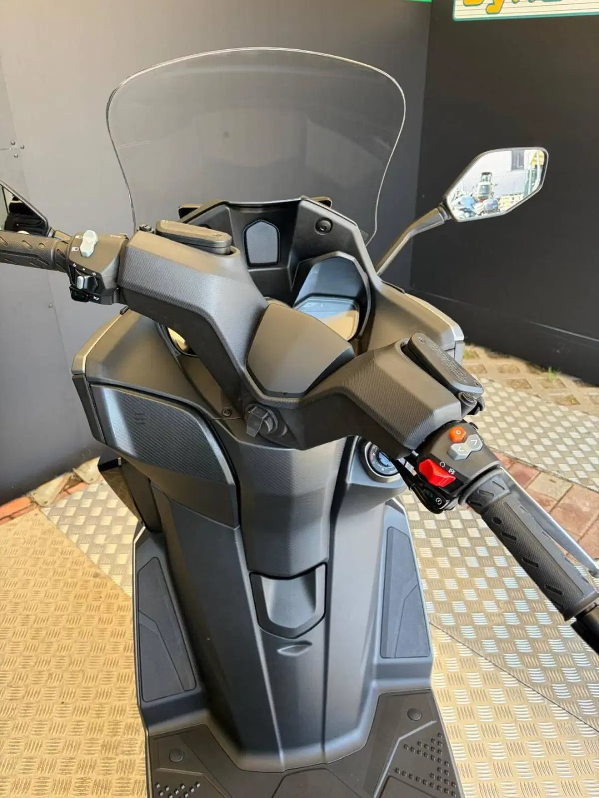 Kymco X-Town 250ST (2026) (16)