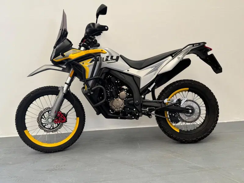 Voge Valico 300 Rally (2022 - 26) (2)