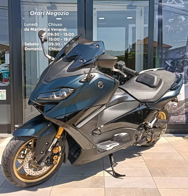 Yamaha T-Max 560 Tech Max (2022 - 24) (5)