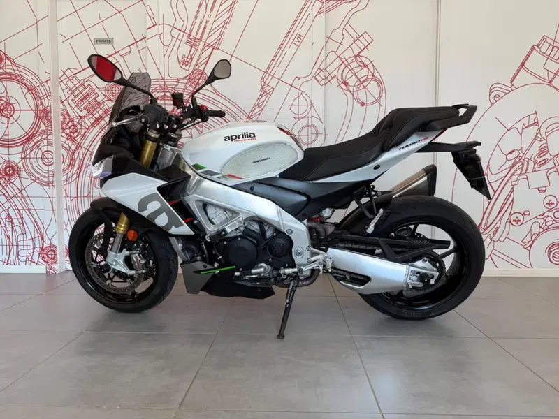 Aprilia Tuono V4 (2021 - 24) (4)