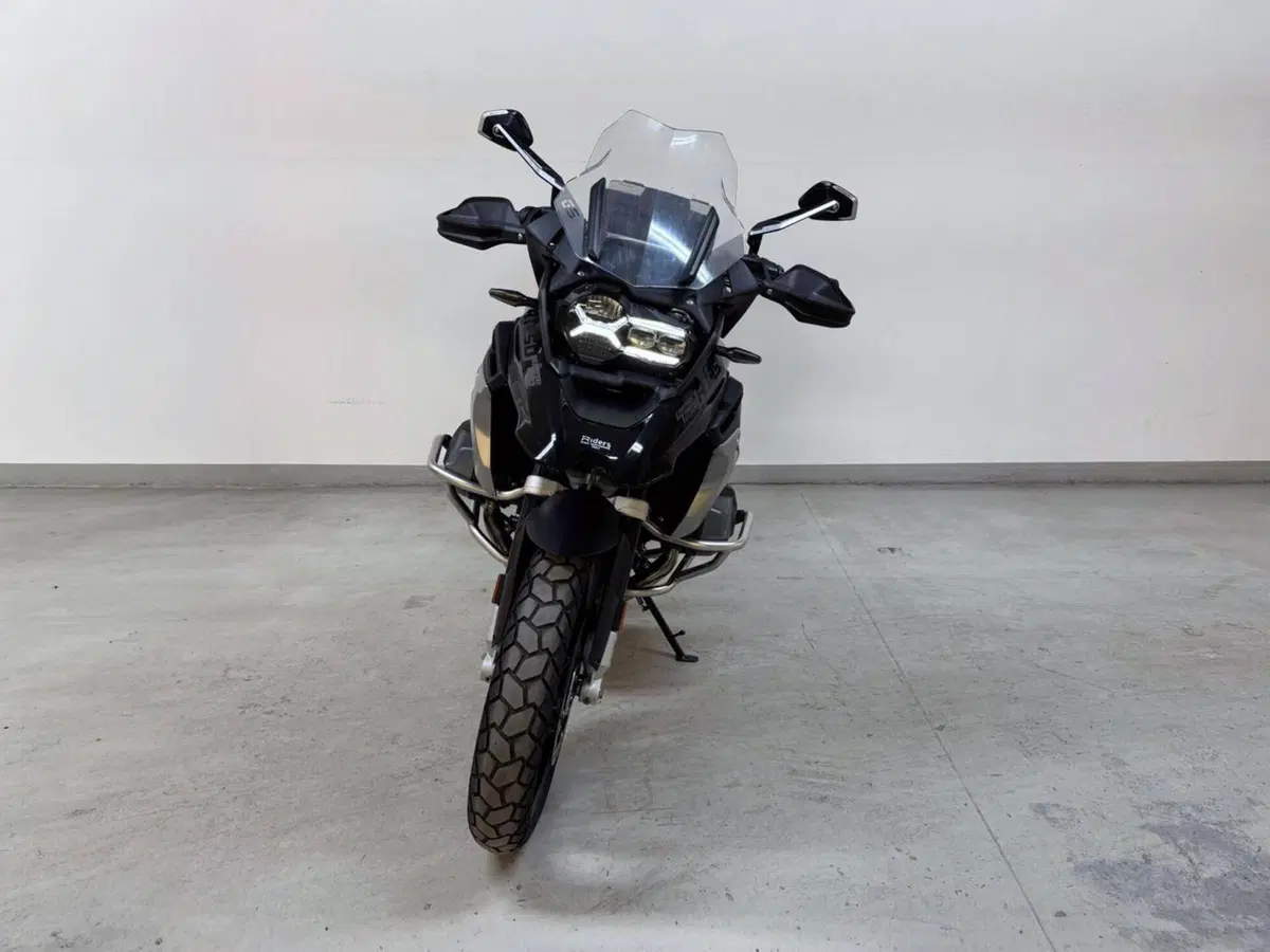 Bmw R 1250 GS (2021 - 24) (2)