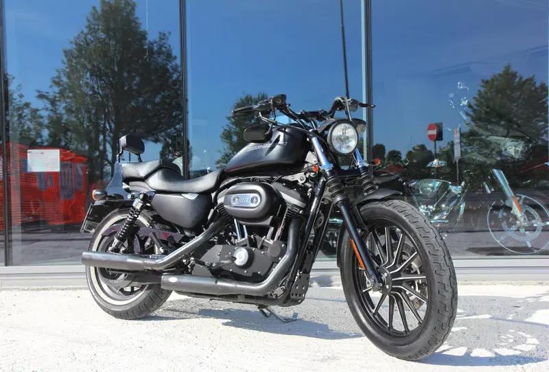 Harley-Davidson 883 Iron (2009 - 11) - XL 883N