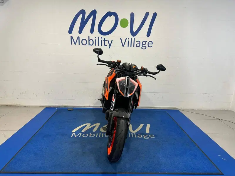 KTM 1290 Super Duke R (2019) (7)