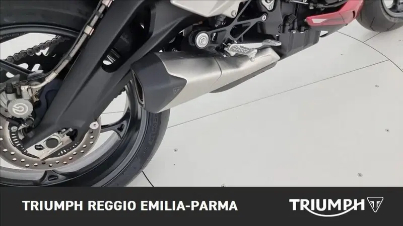 Triumph Street Triple 765 RS (2023 - 26) (17)