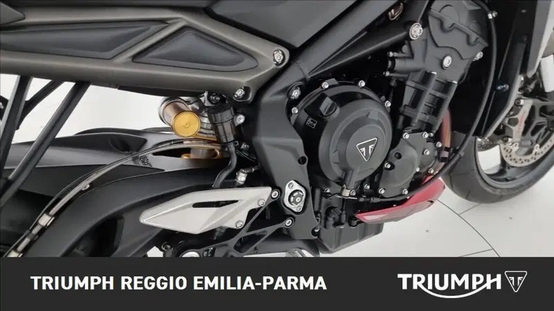 Triumph Street Triple 765 RS (2023 - 26) (18)