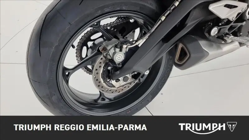 Triumph Street Triple 765 RS (2023 - 26) (16)