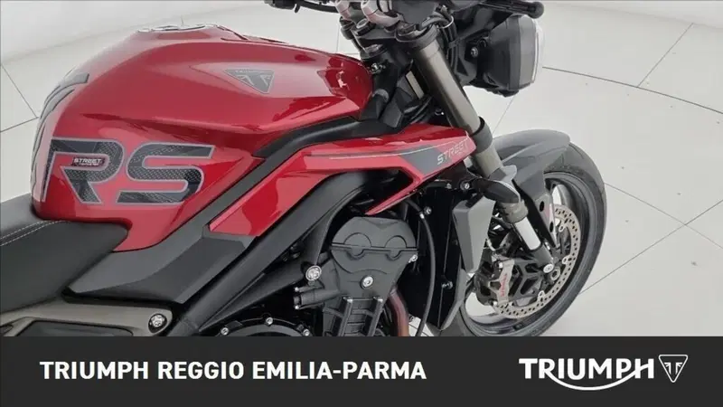Triumph Street Triple 765 RS (2023 - 26) (21)