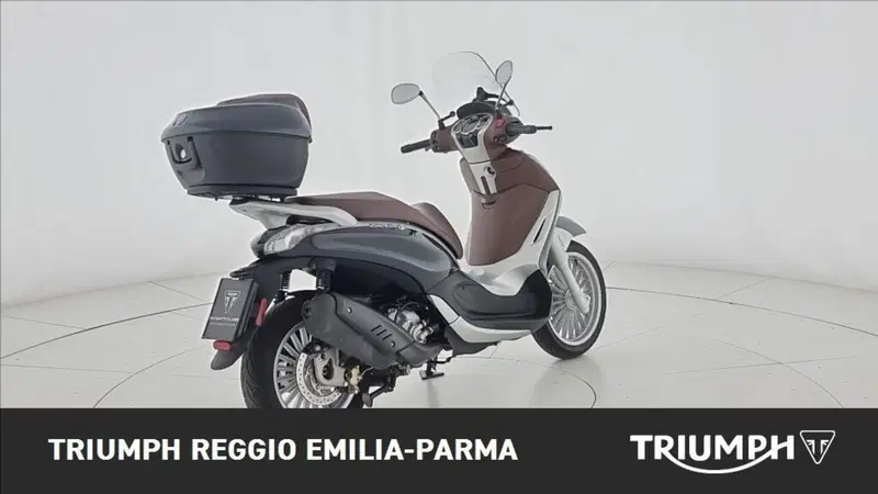 Piaggio Beverly 300 i.e. ABS-ASR (2016 - 20) (8)