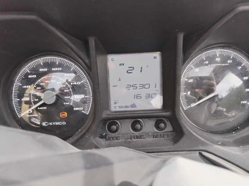 Kymco X-Town 300i ABS (2016 - 20) (3)