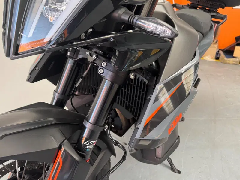 KTM 890 Adventure (2021) (9)