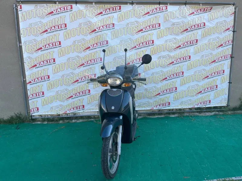 Aprilia Scarabeo 50 (2002 - 03) (3)