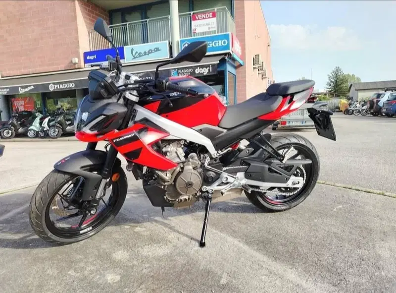 Aprilia Tuono 457 (2025 - 26) (10)